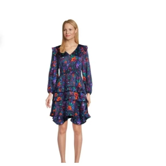 Vibrant Floral Long Sleeve Dress - Picture 4 of 6